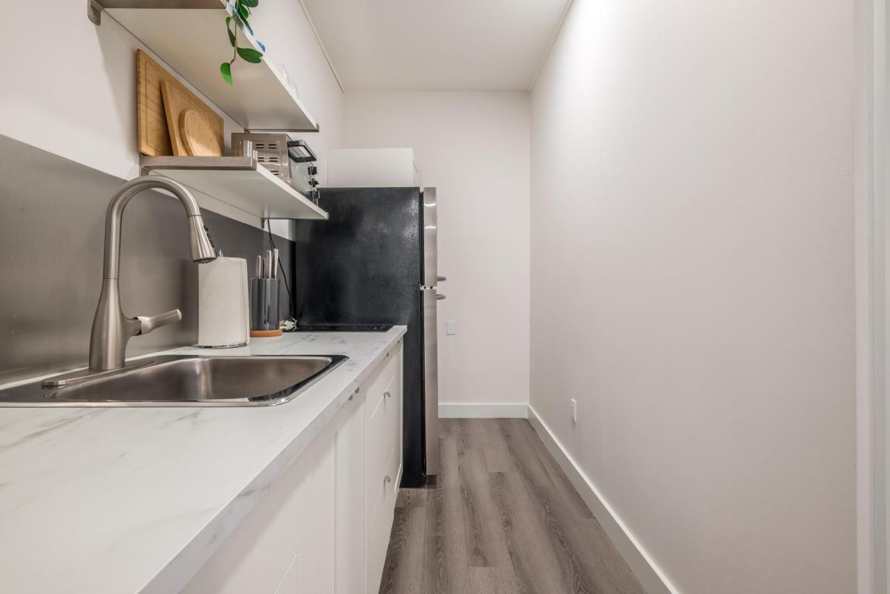 Spacious Newly Renovated 1 Bedroom Halifax