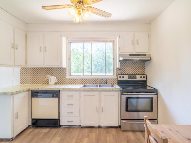 Cozy Private Single Guest house Halifax
