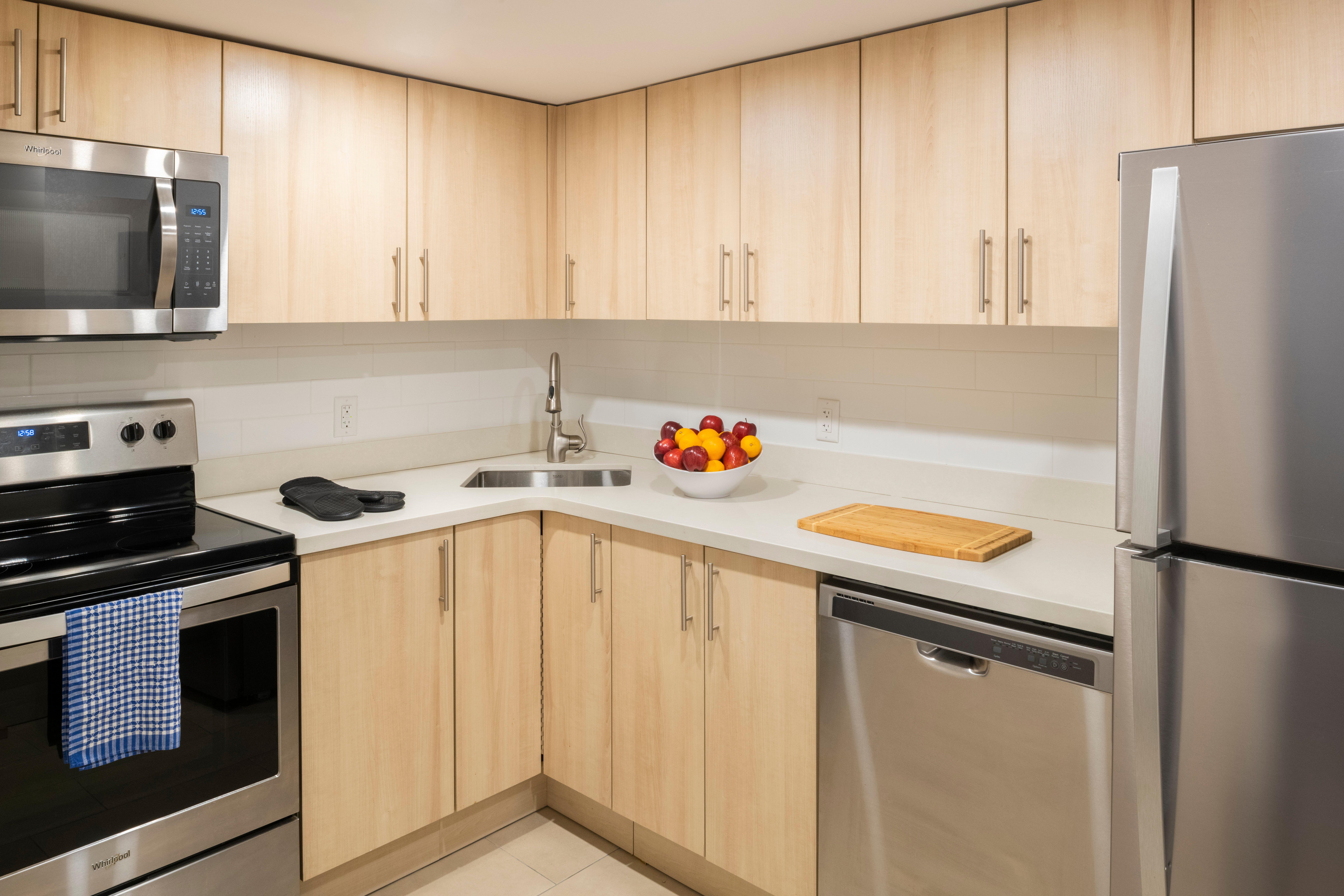 Hotel Express & - Bedford By Ihg 3*
