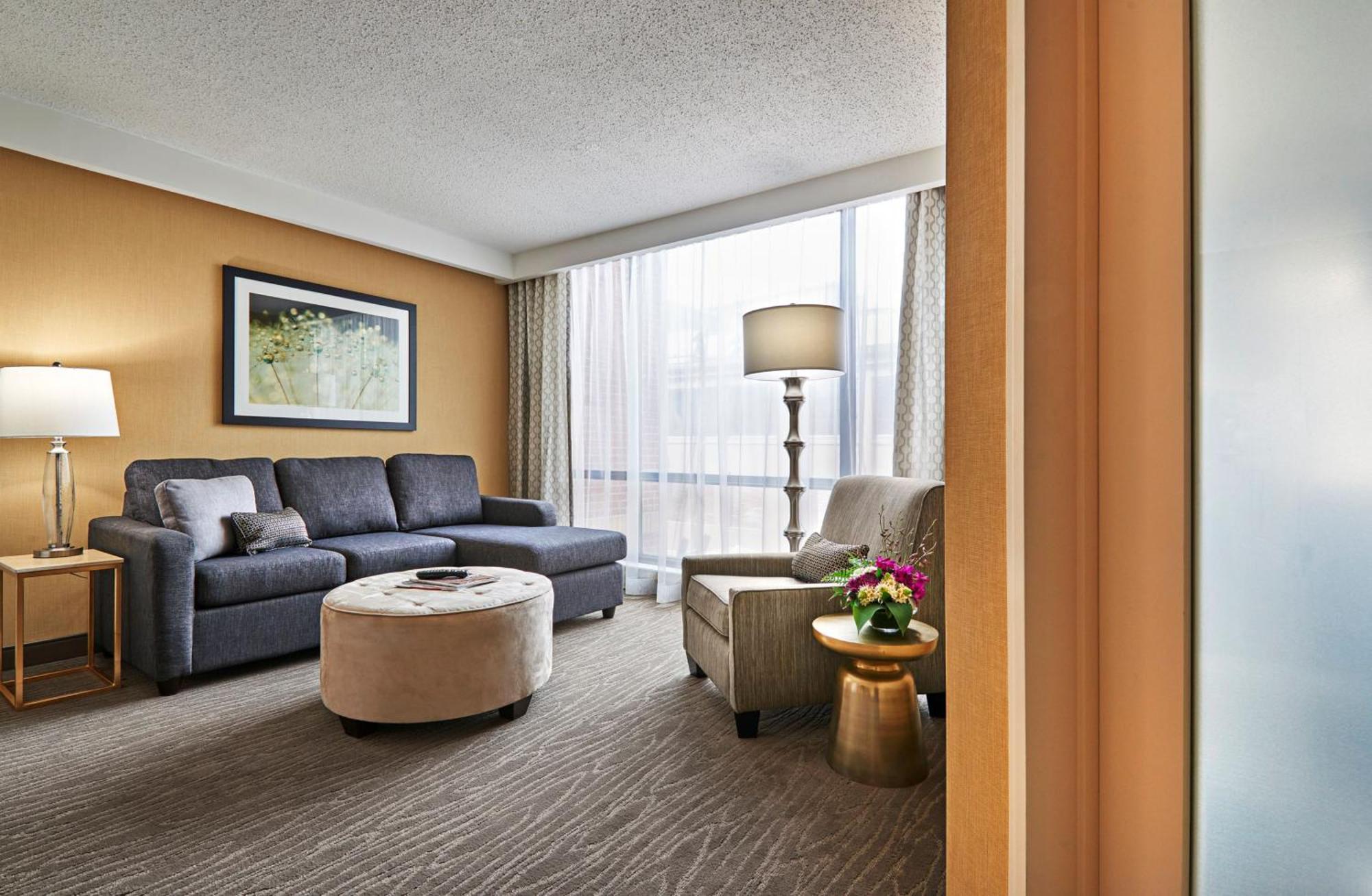 The George 4*