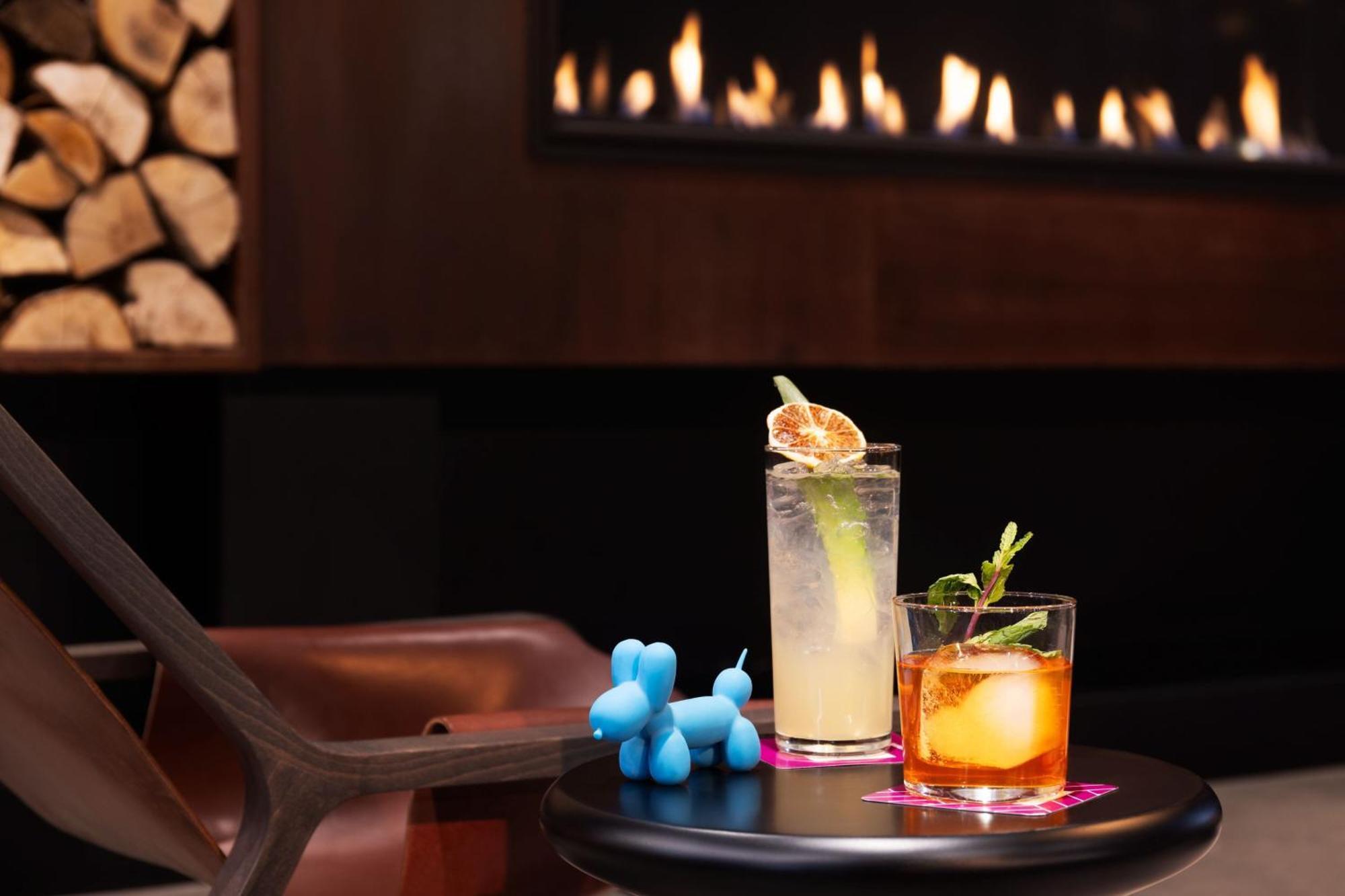 Hotel Moxy Downtown Halifax