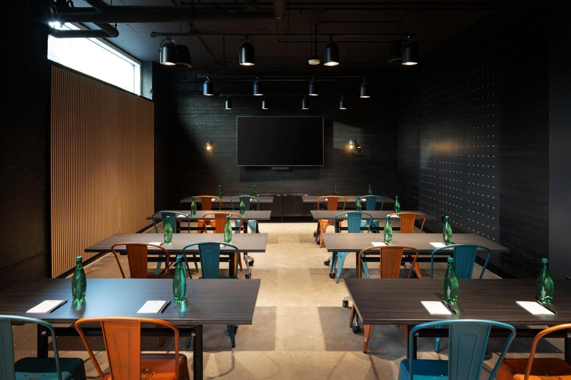 Moxy Downtown Hotel Halifax