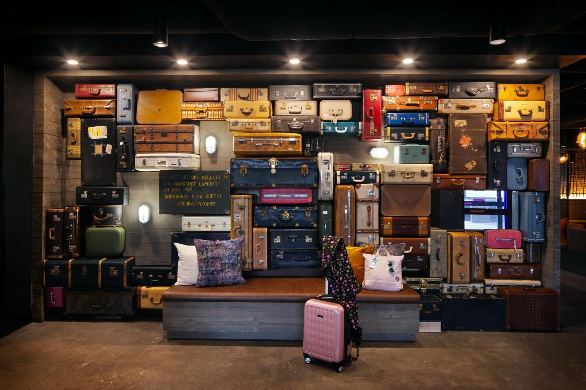 Moxy Downtown Hotel