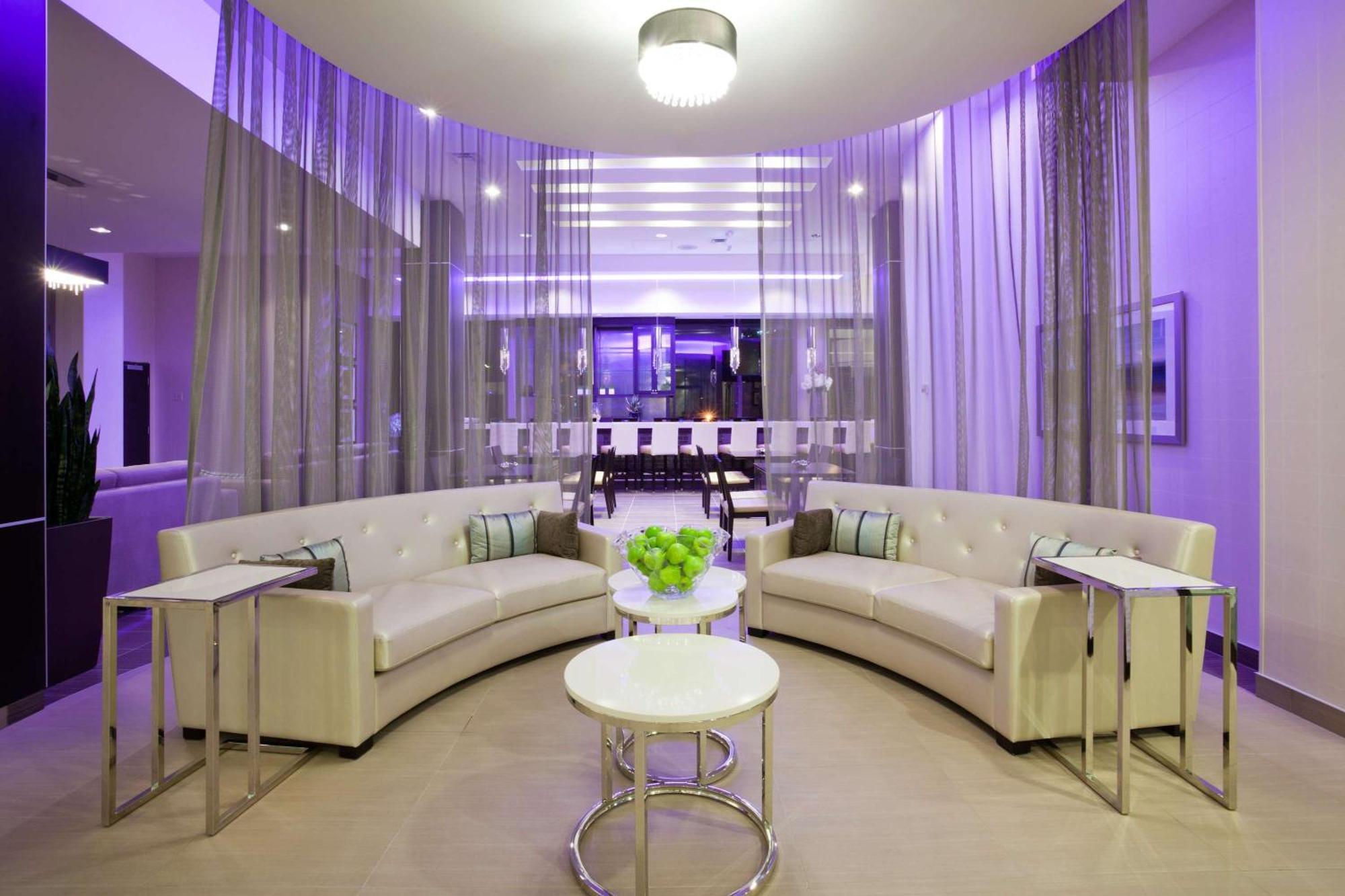 The Hollis - A Doubletree By Hilton 4* Halifax