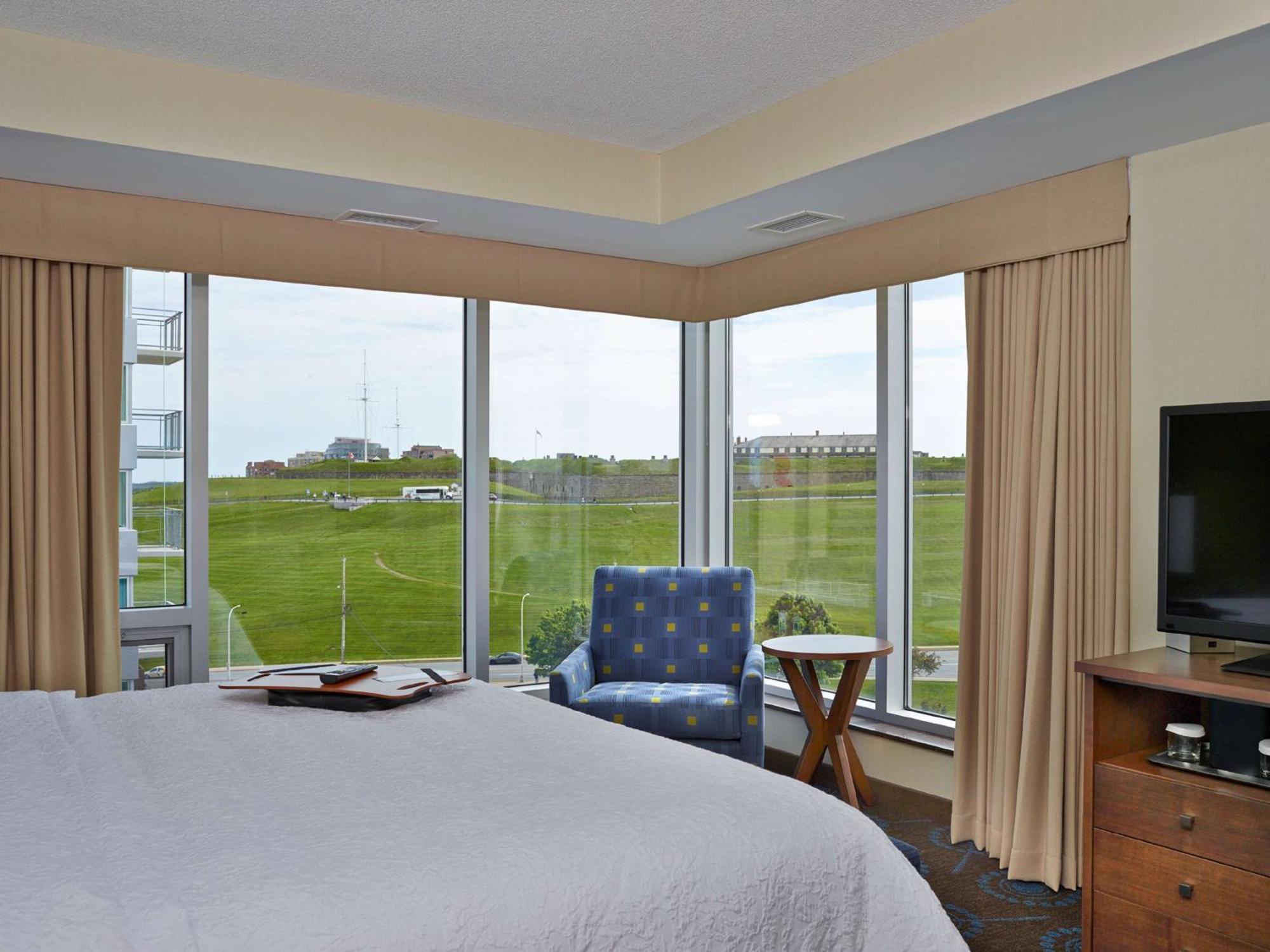 Hampton By Hilton Downtown Hotel
