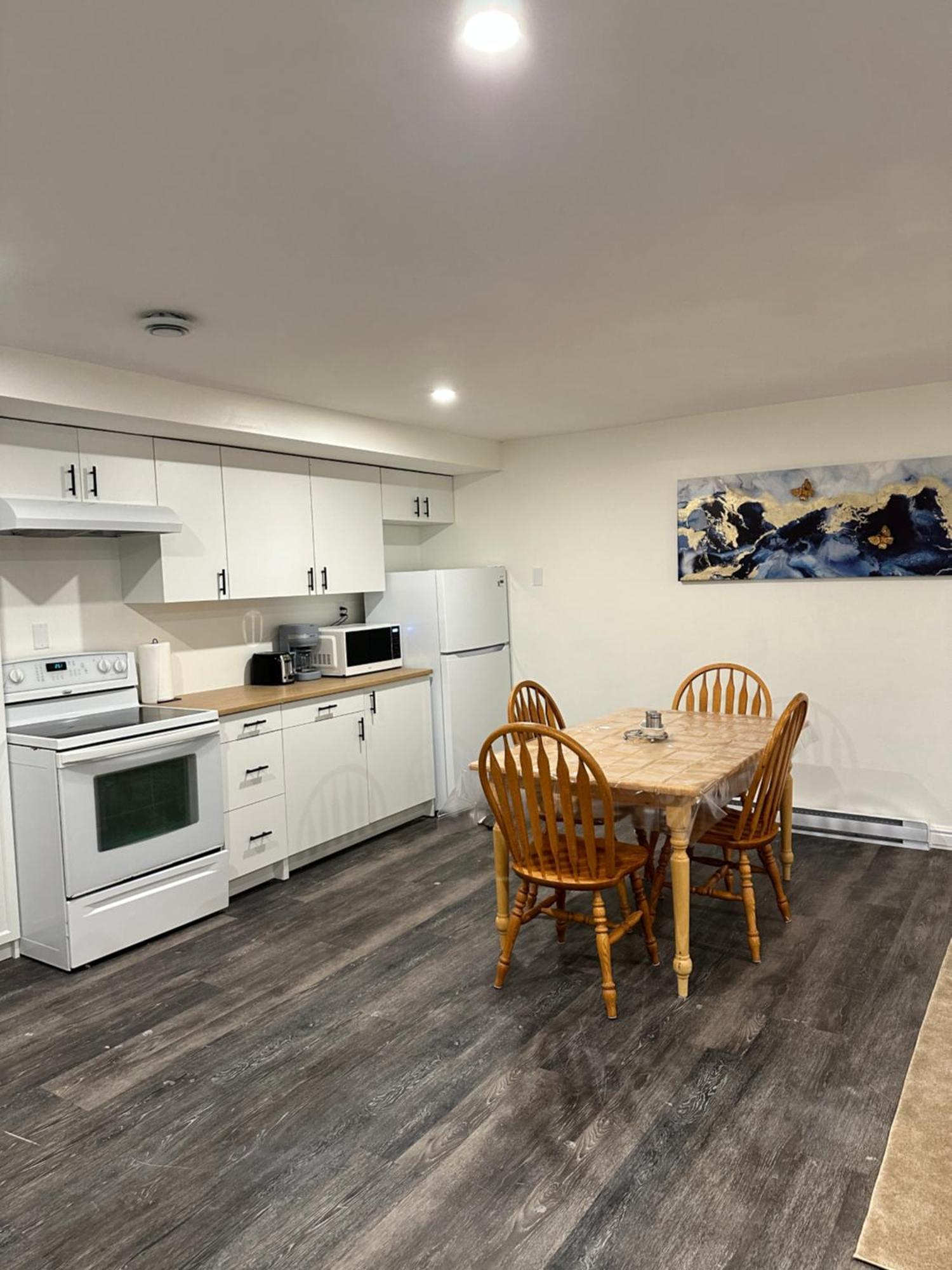 Apartment One Bedroom In Clayton Park Halifax
