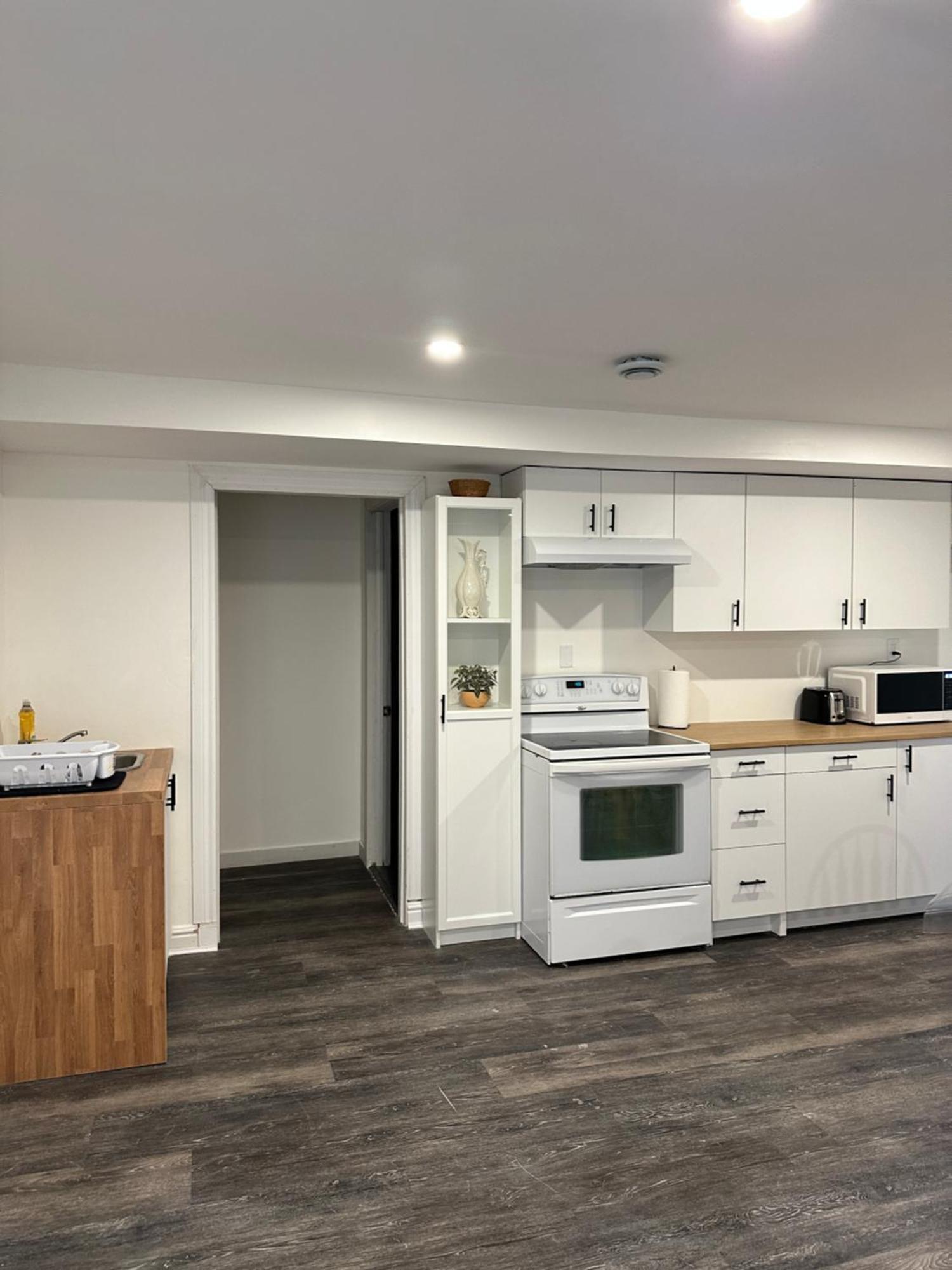 Apartment One Bedroom In Clayton Park Halifax