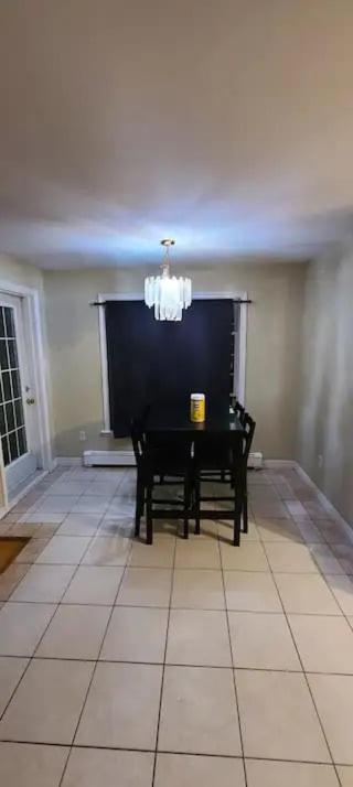 Private In Downtown #6 Apartment