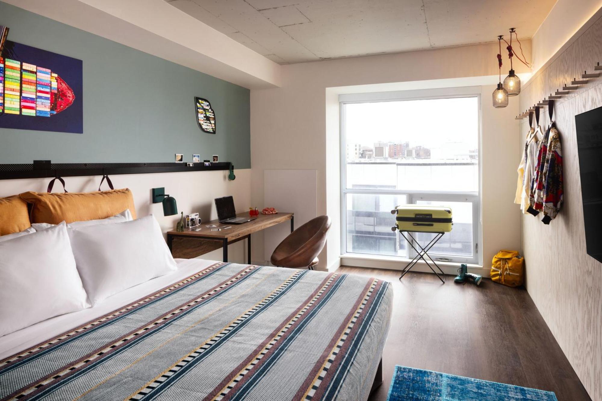 Hotel Moxy Downtown 4*