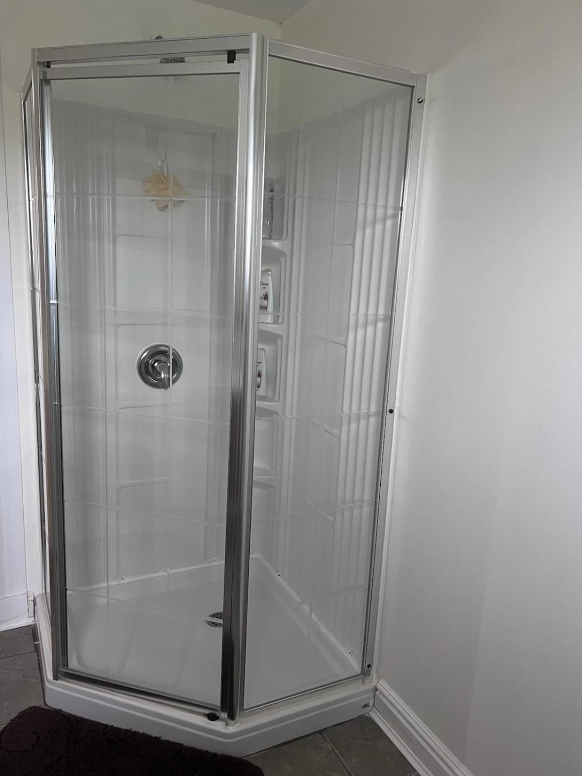 One Bedroom In Clayton Park Apartment Halifax