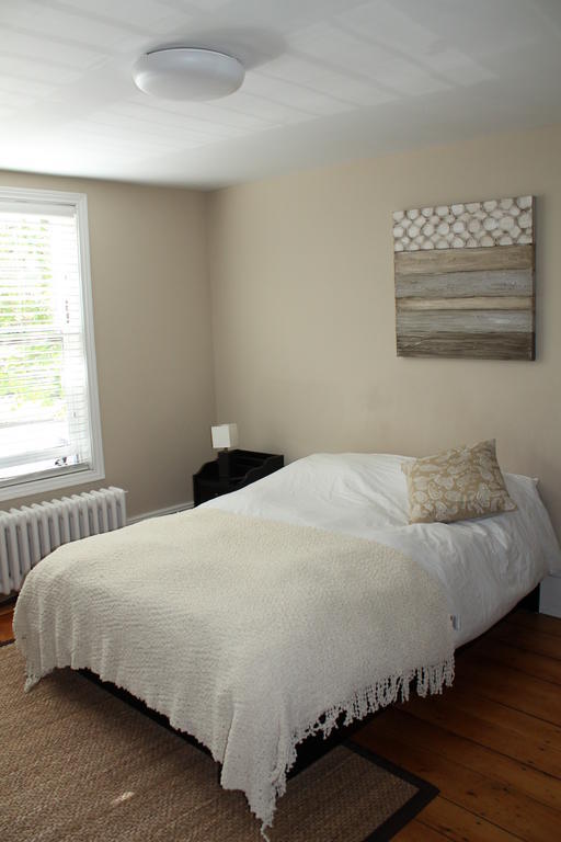 Guest house The Novel Halifax