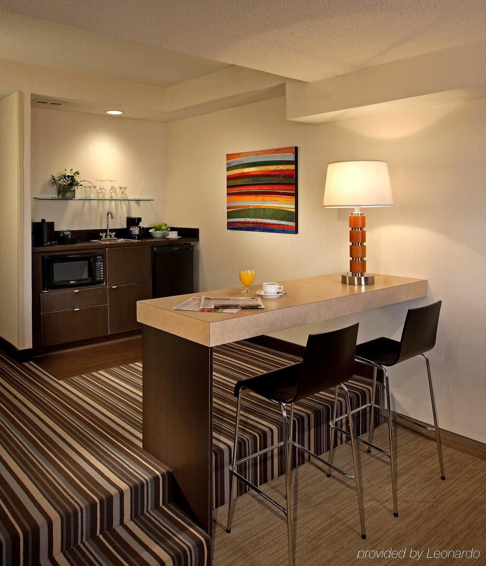 Cambridge Hotel Halifax