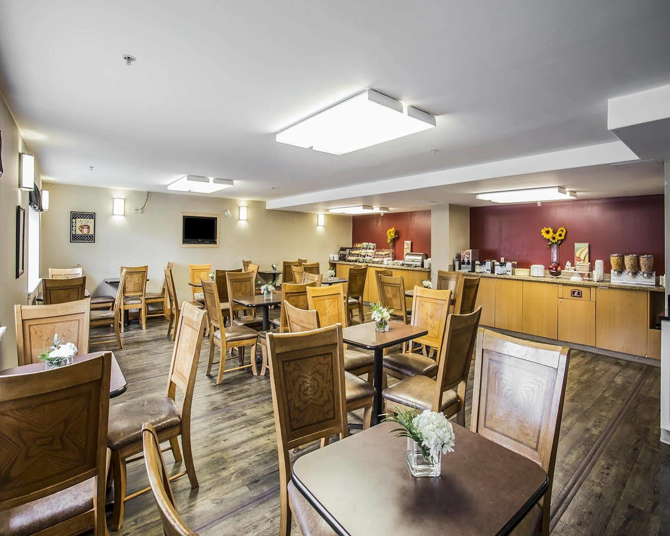 Express & - Bedford By Ihg Hotel Halifax
