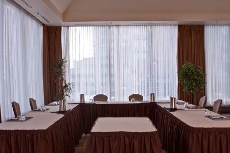 The Hollis - A Doubletree By Hilton Hotel