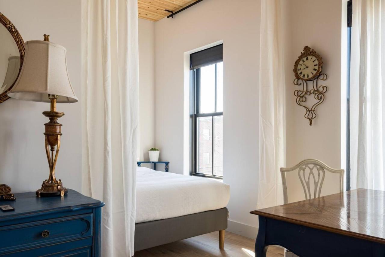 Apartment Brewery Park 303 - Boutique French In North End *